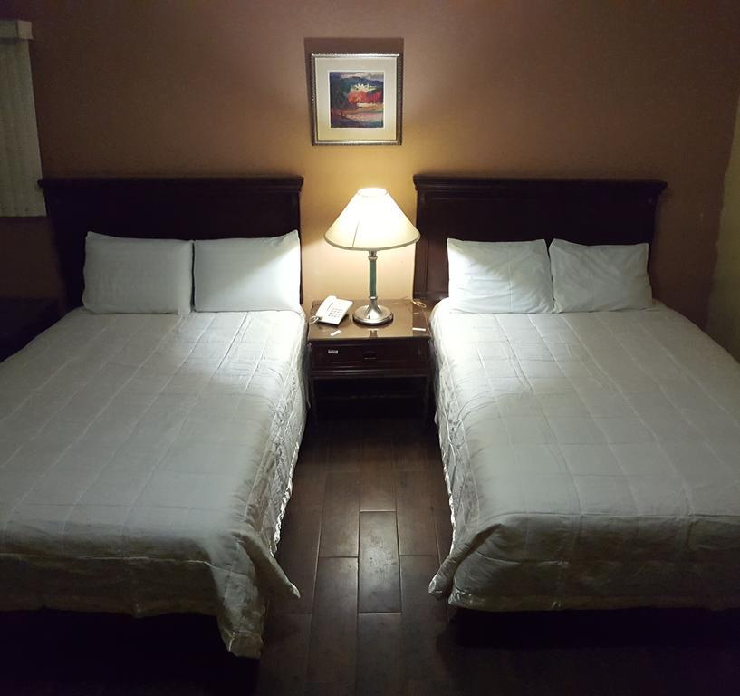 Hotel La Posta Monclova Room photo